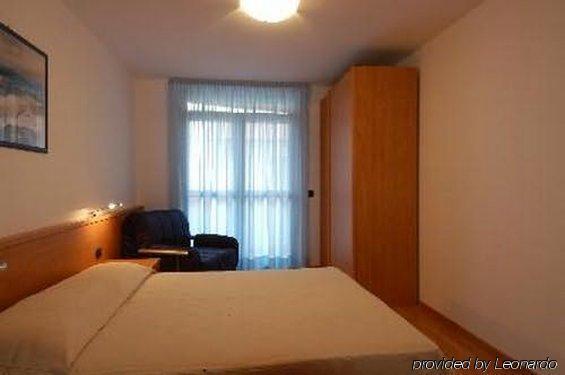 Aparthotel Esperya Lignano Sabbiadoro Zewnętrze zdjęcie