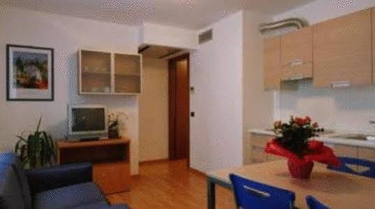 Aparthotel Esperya Lignano Sabbiadoro Zewnętrze zdjęcie